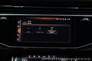 Audi SQ8  2021