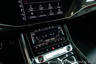 Audi SQ8  2021
