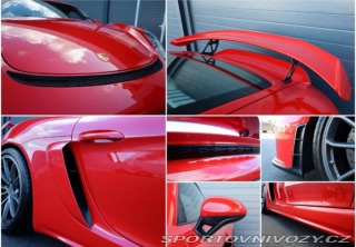 Porsche 718 Cayman GT4 2021
