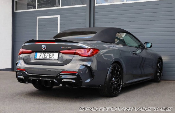 BMW M4  2022