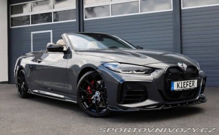 BMW M4  2022