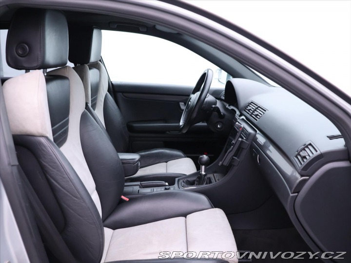 Audi S4 4,2 V8 253kW quattro Klim 2003