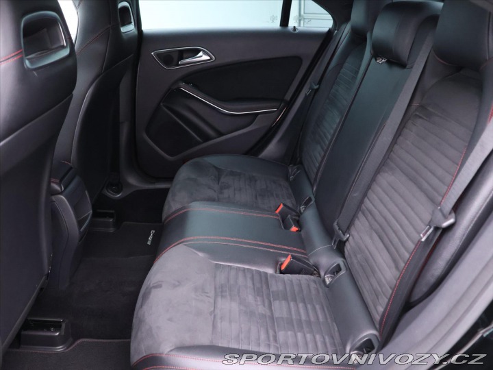 Mercedes-Benz CLA 2,1 220d 125kW Aut. AMG K 2014