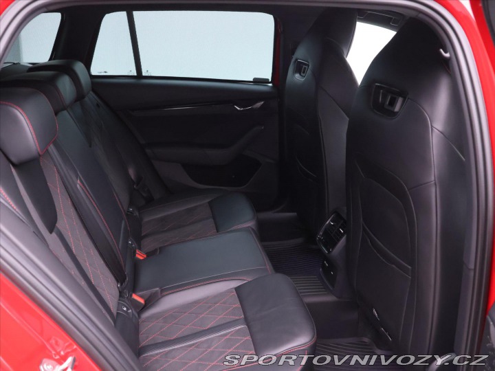 Škoda Octavia RS 2,0 TSI 180kW RS DSG COMB 2023