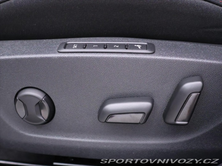 Škoda Octavia RS 2,0 TSI 180kW RS DSG COMB 2023