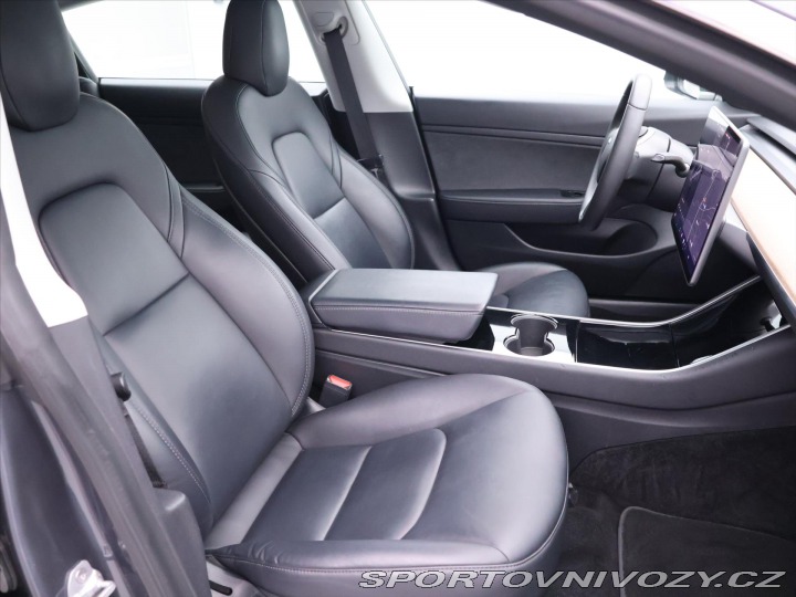 Tesla Model 3 SR+60kWh pano 19 DP 2020