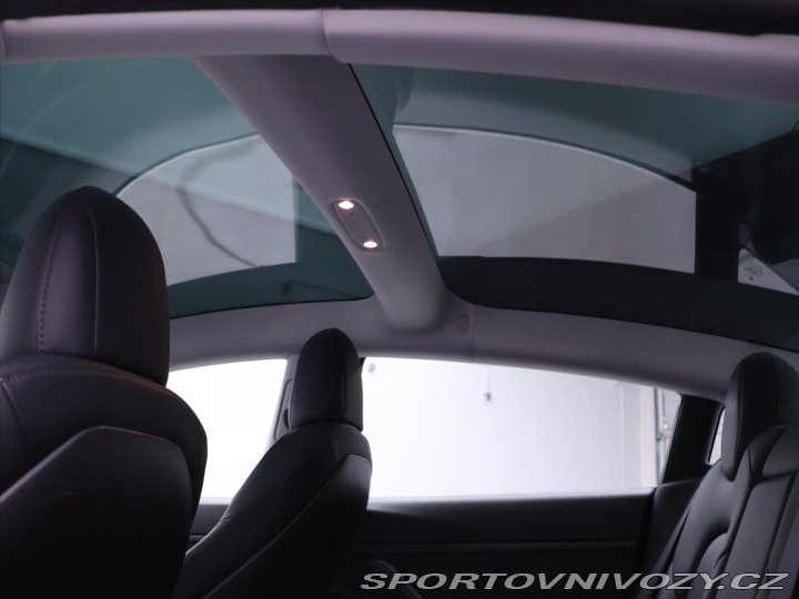 Tesla Model 3 SR+60kWh pano 19 DP 2020