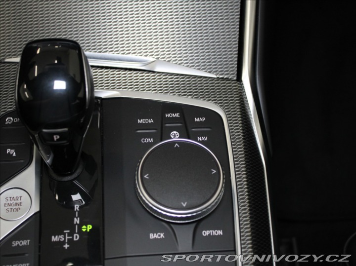 BMW 3 3,0 M340d H/K DCC Paměť L 2021