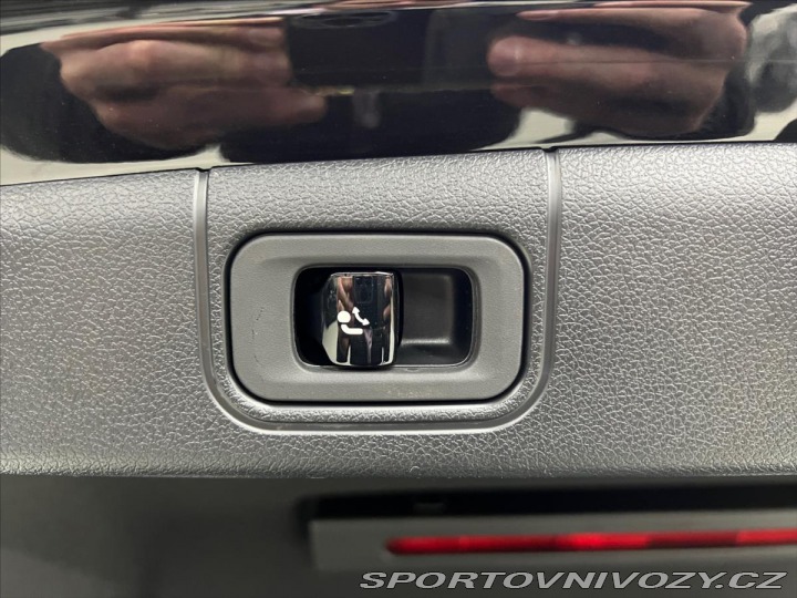 Mercedes-Benz E 300de 4MATIC AMG PREMIUM, 2023