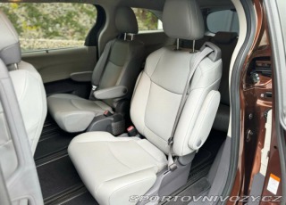Toyota Ostatní modely Sienna 2,5 hybrid AWD 2021 nov 2021