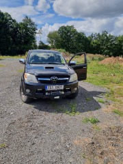 Toyota  Hilux 3,0