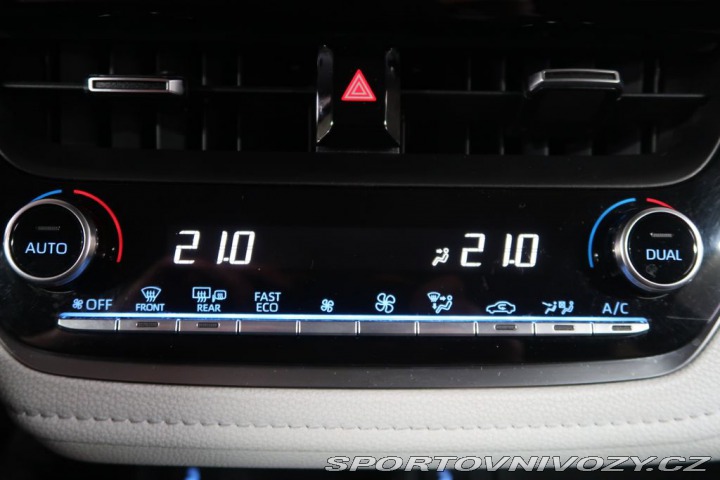 Toyota Corolla 2.0Hybrid,CZ,1Maj,Comfort 2022
