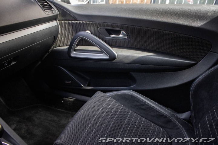 Volkswagen Scirocco 1.4 TSI 160k 2009