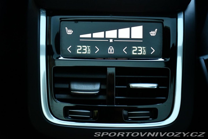 Volvo Ostatní modely XC90 T8 ULTRADARK AWD H/K 7.MÍ 2023