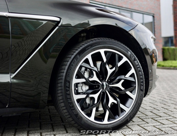 Aston Martin DBX 4.0 V8 4x4 551PS | Panor 2020