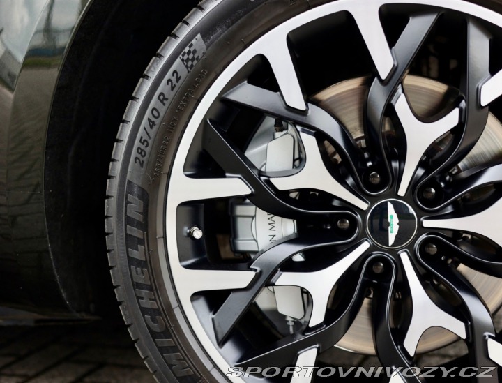 Aston Martin DBX 4.0 V8 4x4 551PS | Panor 2020