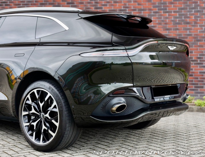 Aston Martin DBX 4.0 V8 4x4 551PS | Panor 2020