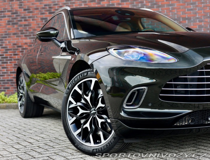 Aston Martin DBX 4.0 V8 4x4 551PS | Panor 2020