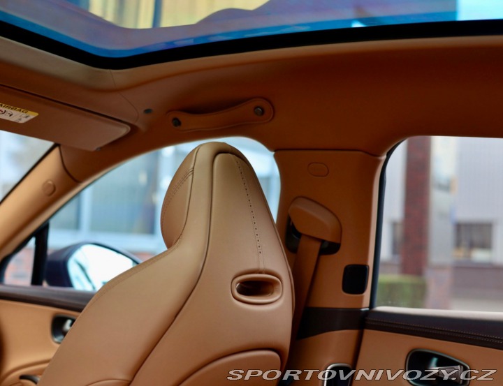 Aston Martin DBX 4.0 V8 4x4 551PS | Panor 2020