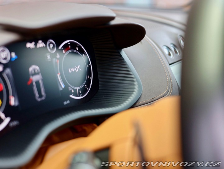Aston Martin DBX 4.0 V8 4x4 551PS | Panor 2020