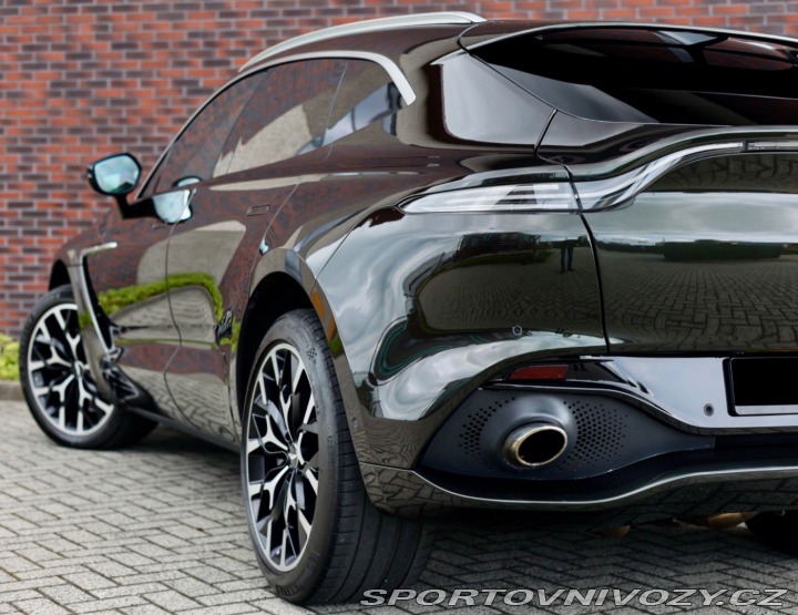 Aston Martin DBX 4.0 V8 4x4 551PS | Panor 2020