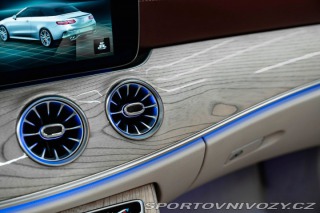 Mercedes-Benz E 4Matic, Kabriolet, Masáže 2021