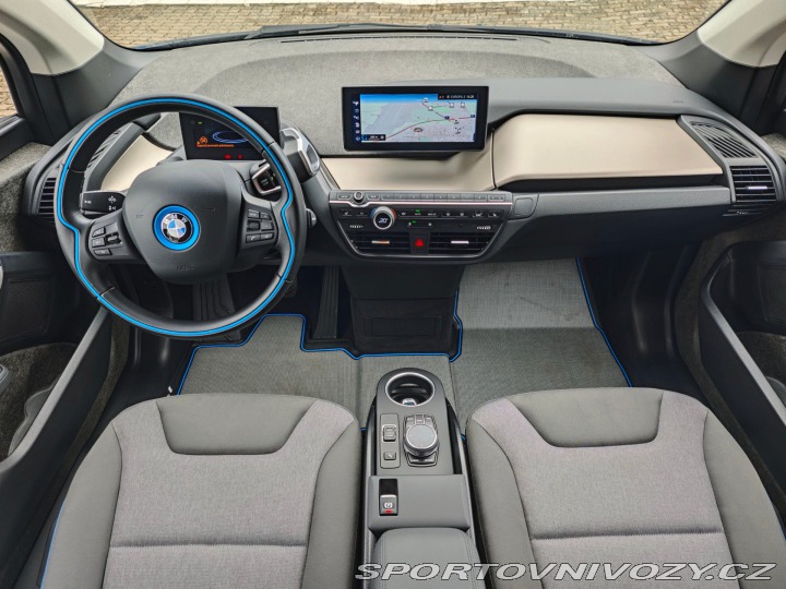 BMW i3 i3S 120Ah 135kW TČ NAVI K 2021