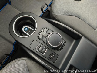 BMW i3 i3S 120Ah 135kW TČ NAVI K 2021