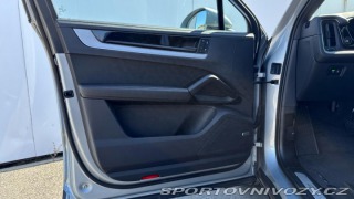 Porsche Cayenne E-Hybrid Coupé 2024