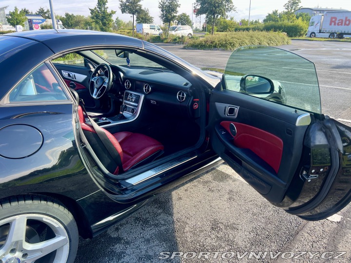 Mercedes-Benz SLK 200 AMG 2011