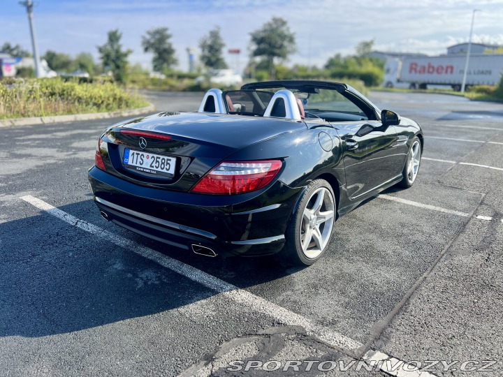 Mercedes-Benz SLK 200 AMG 2011