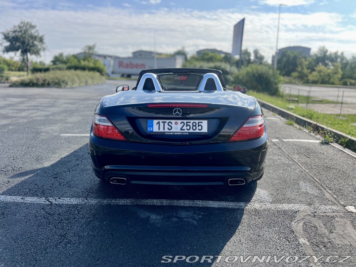 Mercedes-Benz SLK 200 AMG 2011