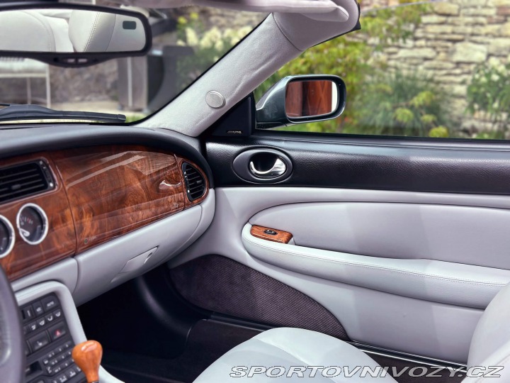 Jaguar XK8 | 65 971 mil 2003