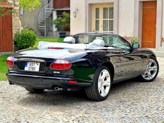 Jaguar XK8 | 65 971 mil 2003