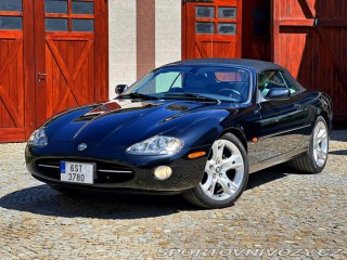 Jaguar XK8 | 65 971 mil 2003