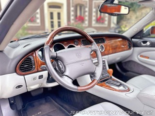 Jaguar XK8 | 65 971 mil 2003