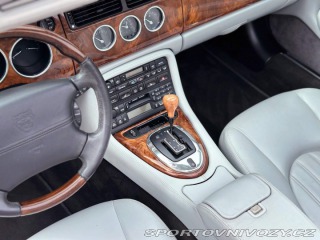 Jaguar XK8 | 65 971 mil 2003
