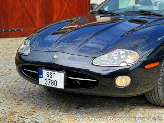 Jaguar XK8 | 65 971 mil 2003