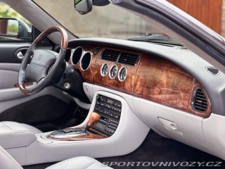 Jaguar XK8 | 65 971 mil 2003