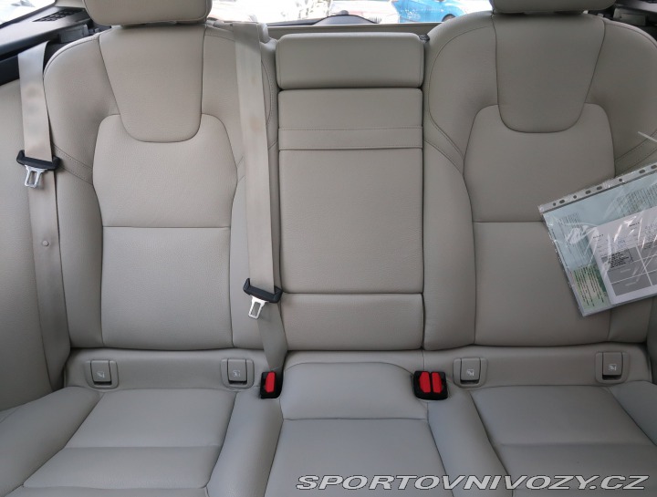 Volvo Ostatní modely XC60 Inscription T6 Recharge 2021