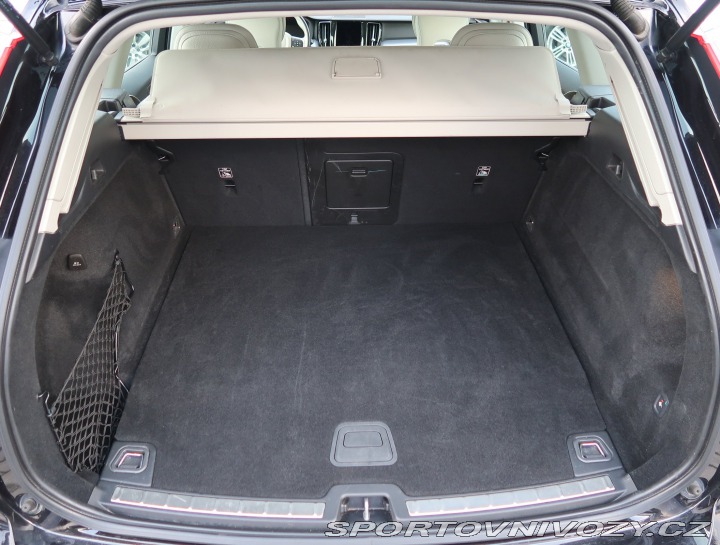 Volvo Ostatní modely XC60 Inscription T6 Recharge 2021