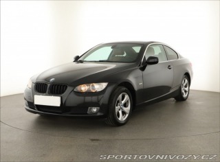 BMW 3 320 i 2009
