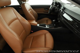 BMW 3 320 i 2009
