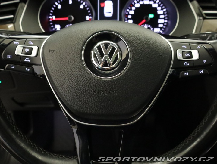 Volkswagen Ostatní modely Passat Highline 2.0 BiTDI 2015