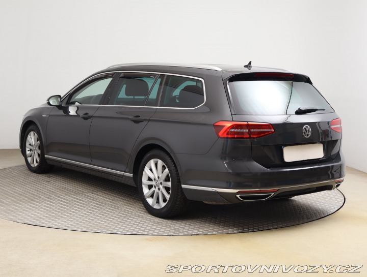 Volkswagen Ostatní modely Passat Highline 2.0 BiTDI 2015