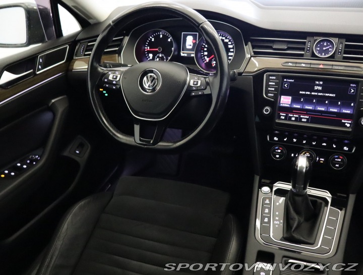 Volkswagen Ostatní modely Passat Highline 2.0 BiTDI 2015