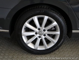 Volkswagen Ostatní modely Passat Highline 2.0 BiTDI 2015