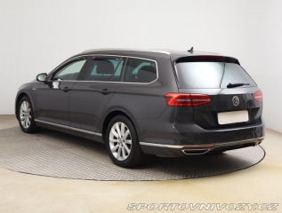 Volkswagen Ostatní modely Passat Highline 2.0 BiTDI 2015