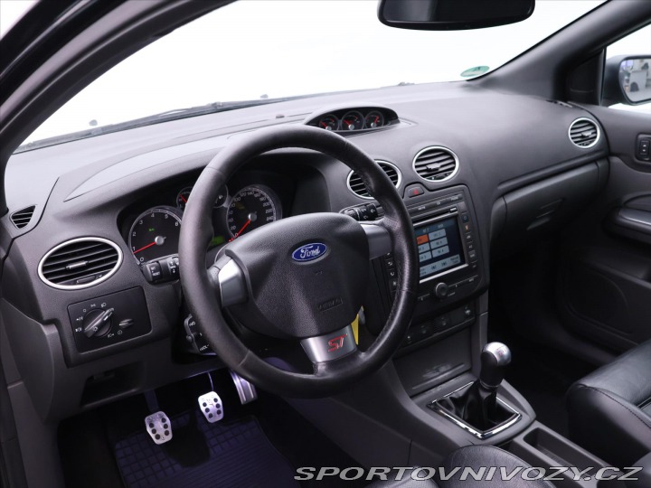 Ford Focus ST 2,5 T 166kW Klima Xenon K 2006