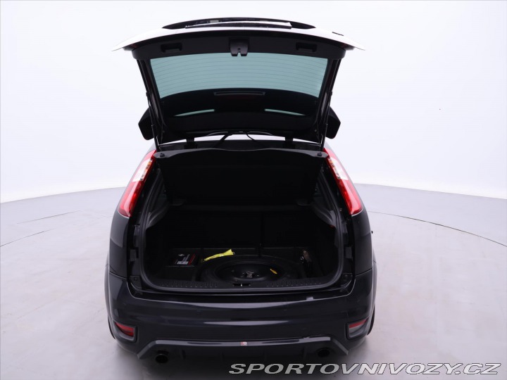 Ford Focus ST 2,5 T 166kW Klima Xenon K 2006